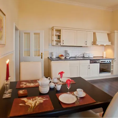 Gutsschloss Rerik Belle Etage Ferienhaus